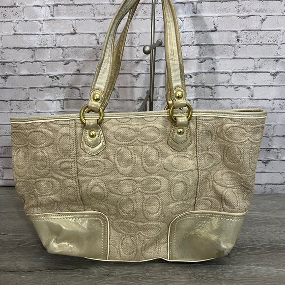 COACH Poppy collection textured raffia & patton leather bleaker tote. #16706 - Picture 3 of 7